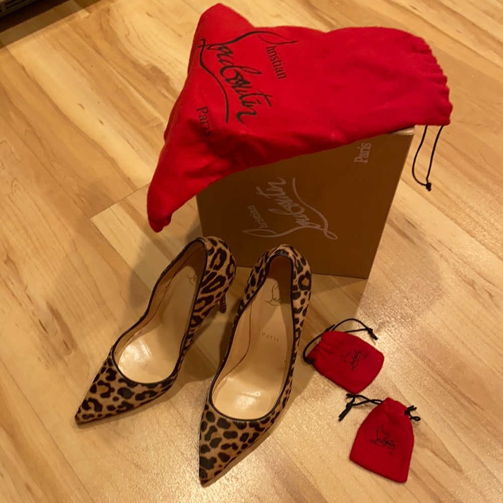 CHRISTIAN LOUBOUTIN
